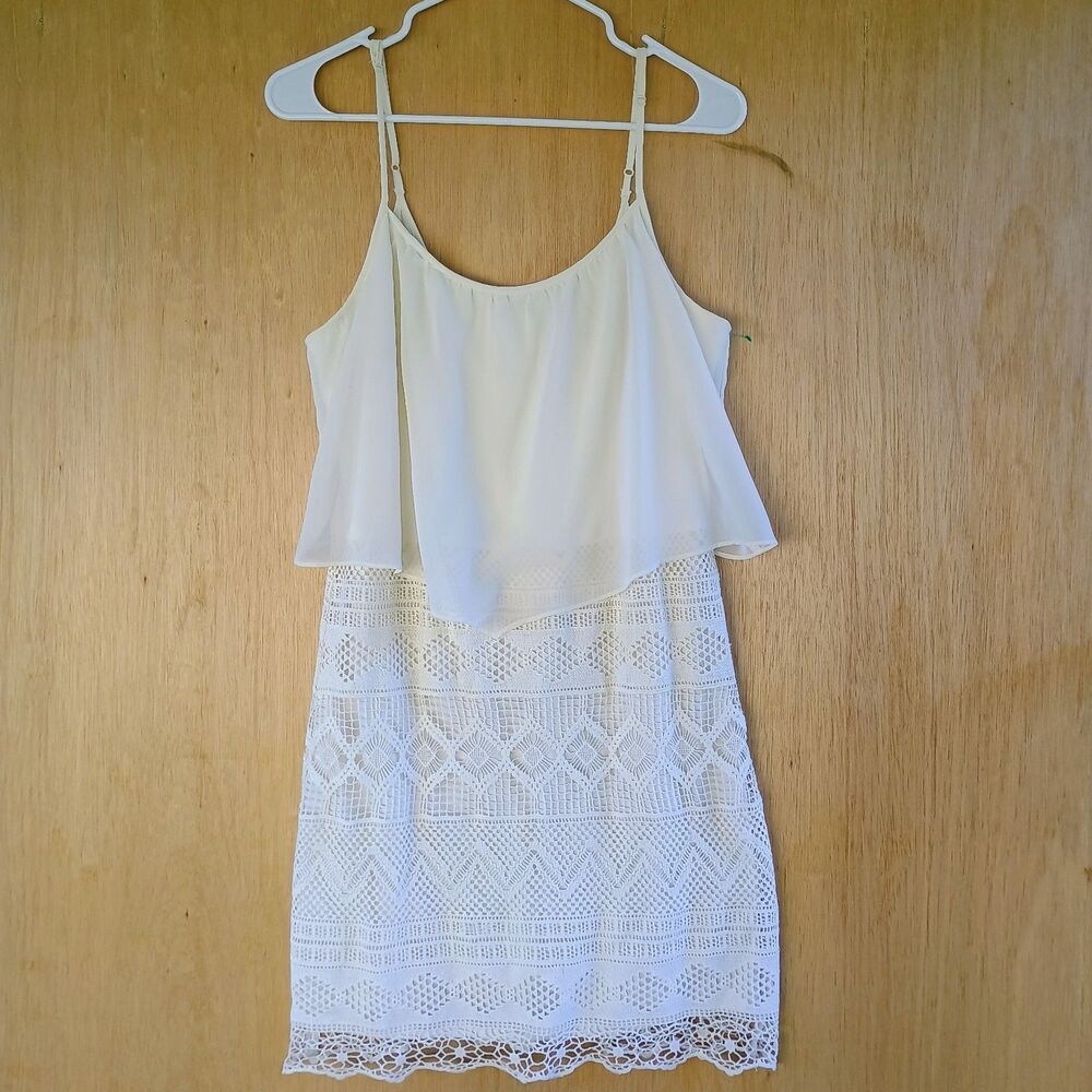 American Eagle Outfitters Crochet Lace White Boho Midi Dress Size 12 NWT Summer